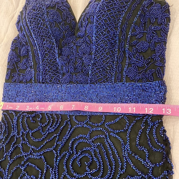 PRIMAVERA COUTURE Backless gown black with royal blue beads sz 4 evening gown - Picture 9 of 16